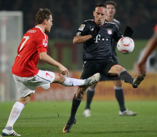 他在多场比 他在多场比